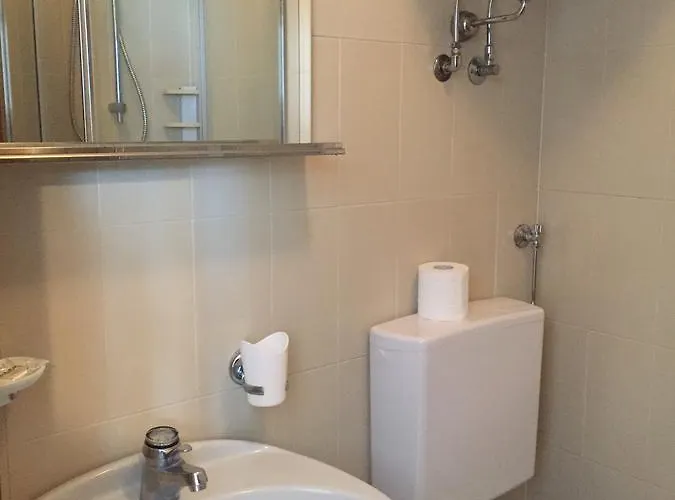 Hotel Fioroni 2*